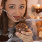 « Je ne fais plus que cette mousse au chocolat » : 3 ingrédients suffisent pour un dessert parfait